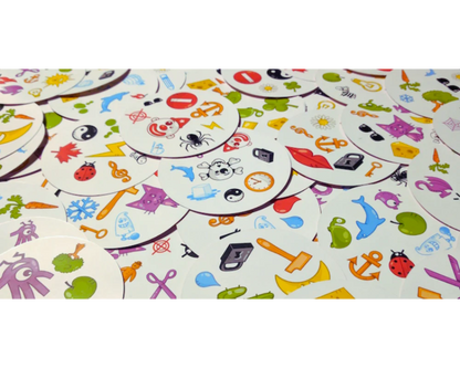 Dobble - Juego de Mesa en Español - Asmodee